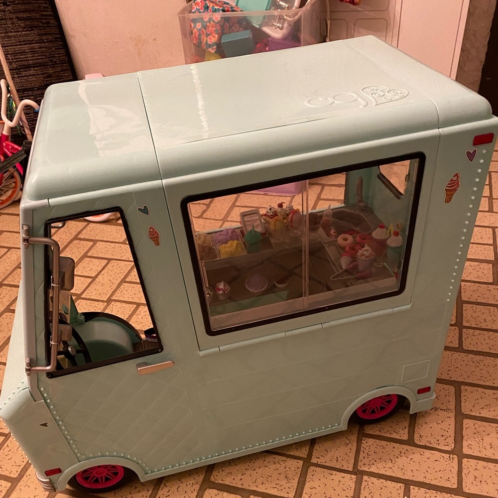 Ice Cream Truck Accessory Set for 18-inch dolls